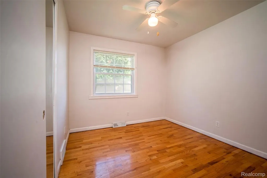1518 Diane Drive Flushing City MI 48433