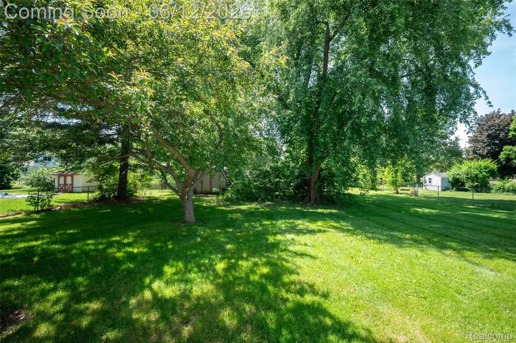 1518 Diane Drive Flushing City MI 48433