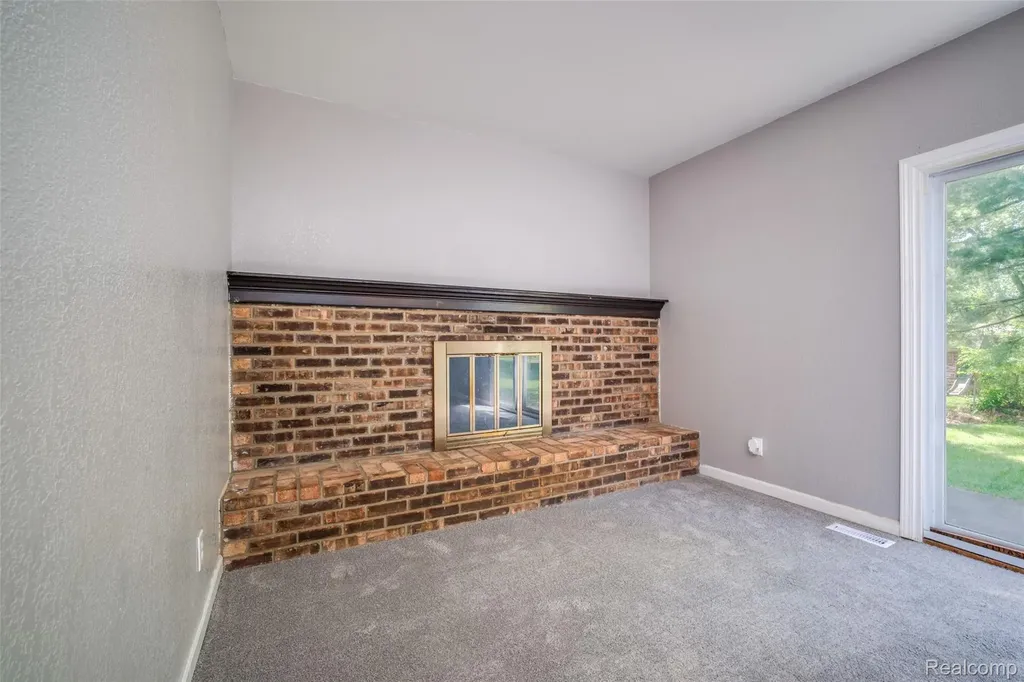 1518 Diane Drive Flushing City MI 48433