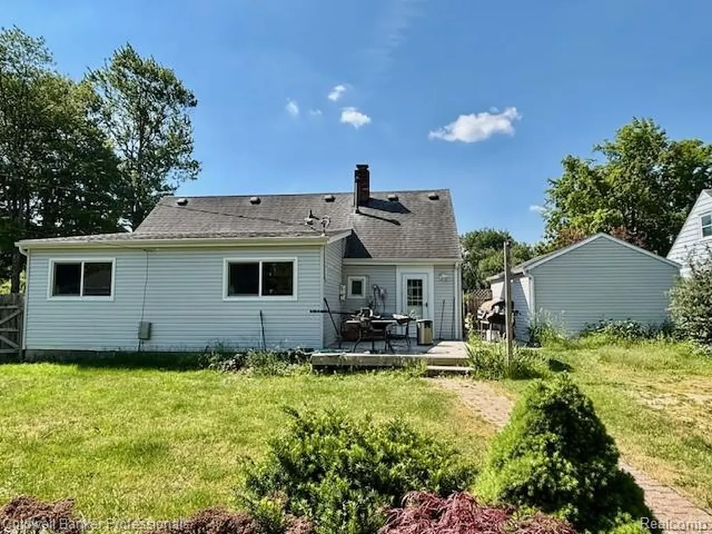 44800 Ecorse Road Van Buren Charter Township MI 48111