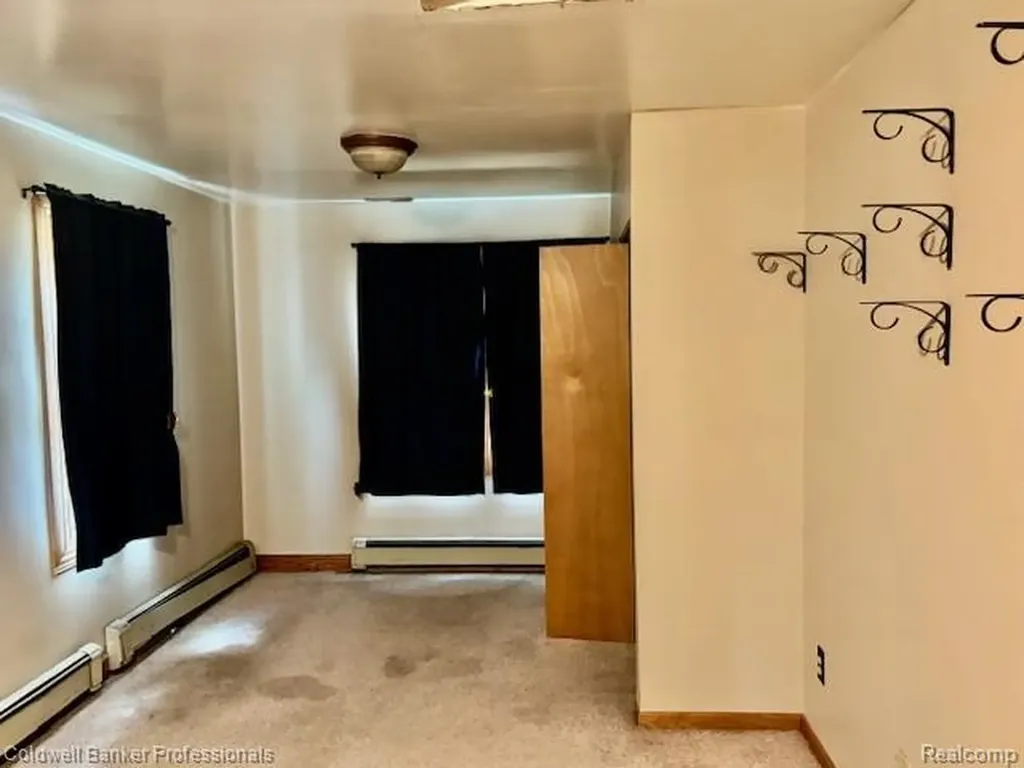 44800 Ecorse Road Van Buren Charter Township MI 48111