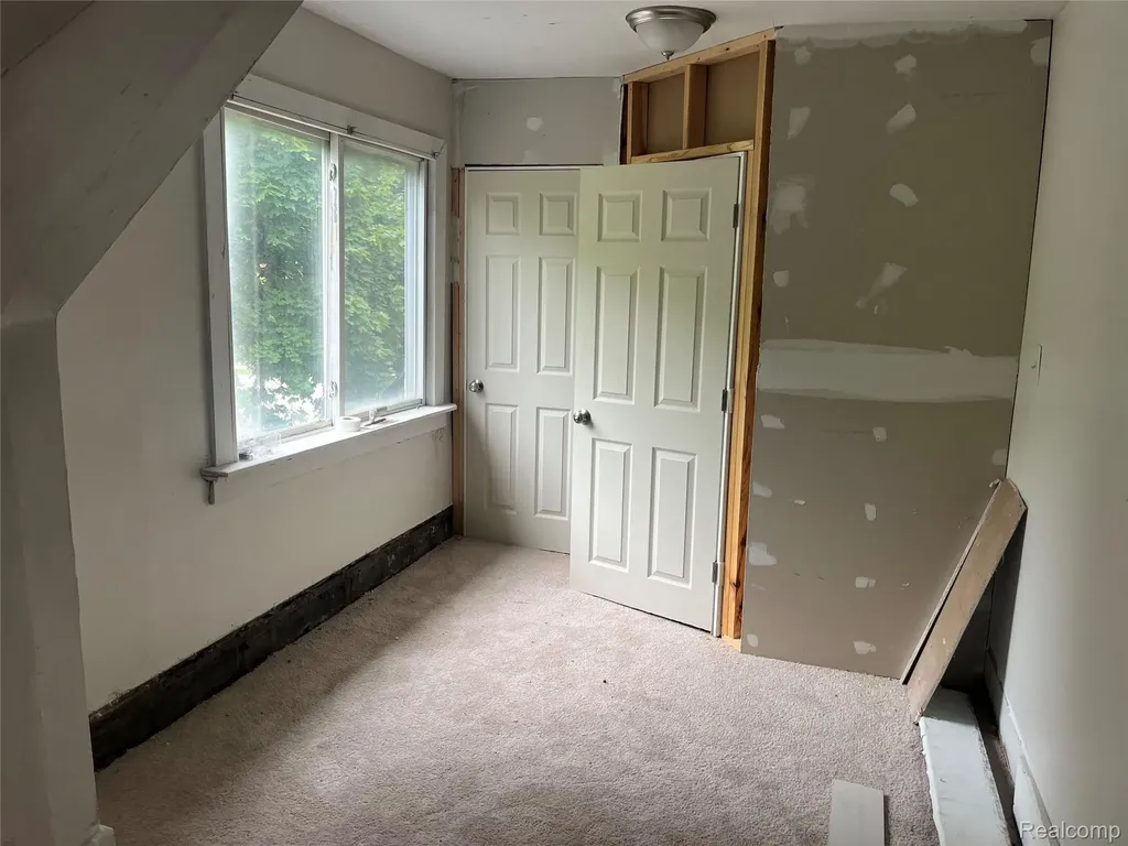 4848 Seminole Street Detroit City MI 48214