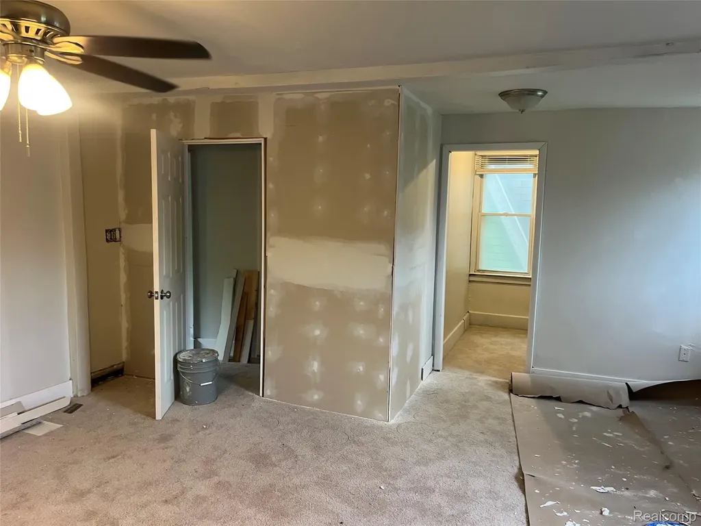 4848 Seminole Street Detroit City MI 48214