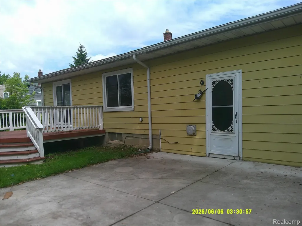 30925 Block Street Garden City City MI 48135
