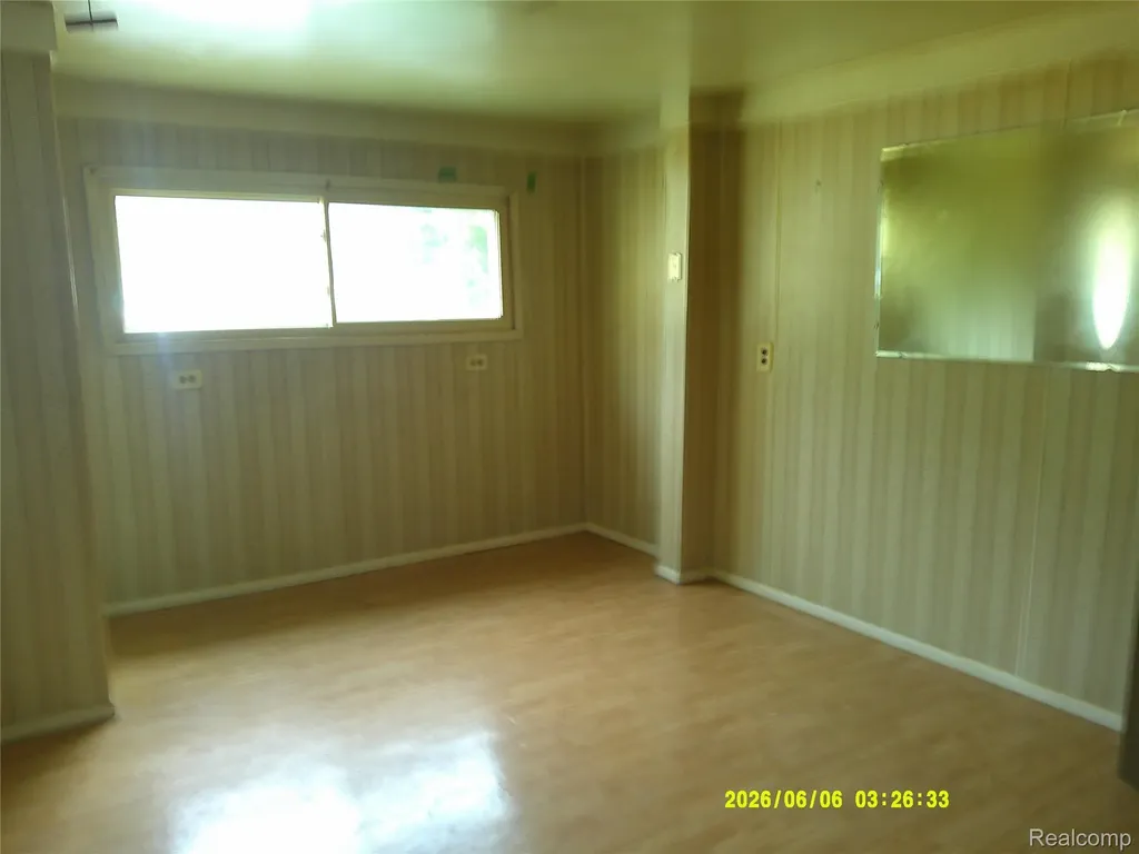 30925 Block Street Garden City City MI 48135