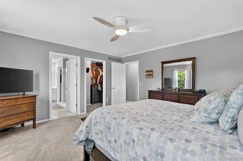 2004 Palmer Drive Wixom City MI 48393
