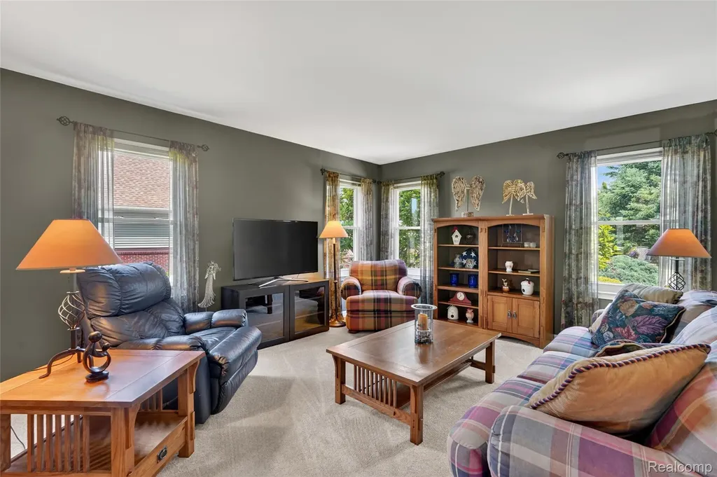 2004 Palmer Drive Wixom City MI 48393