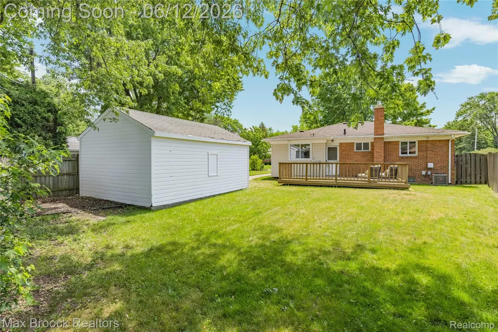 1918 Massoit Road Royal Oak City MI 48073