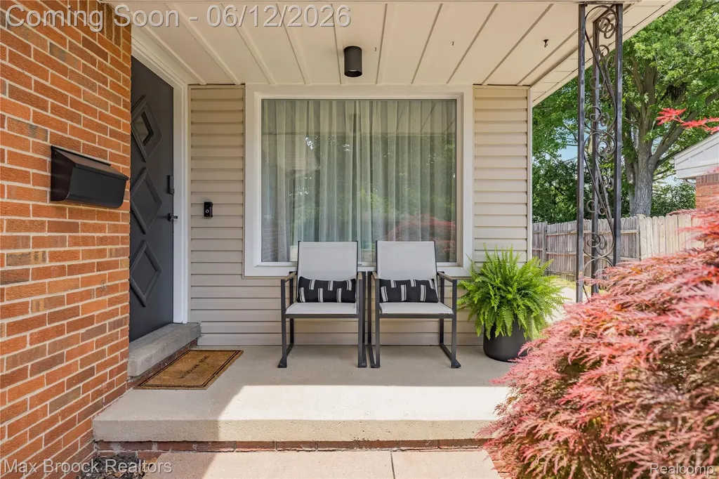 1918 Massoit Road Royal Oak City MI 48073
