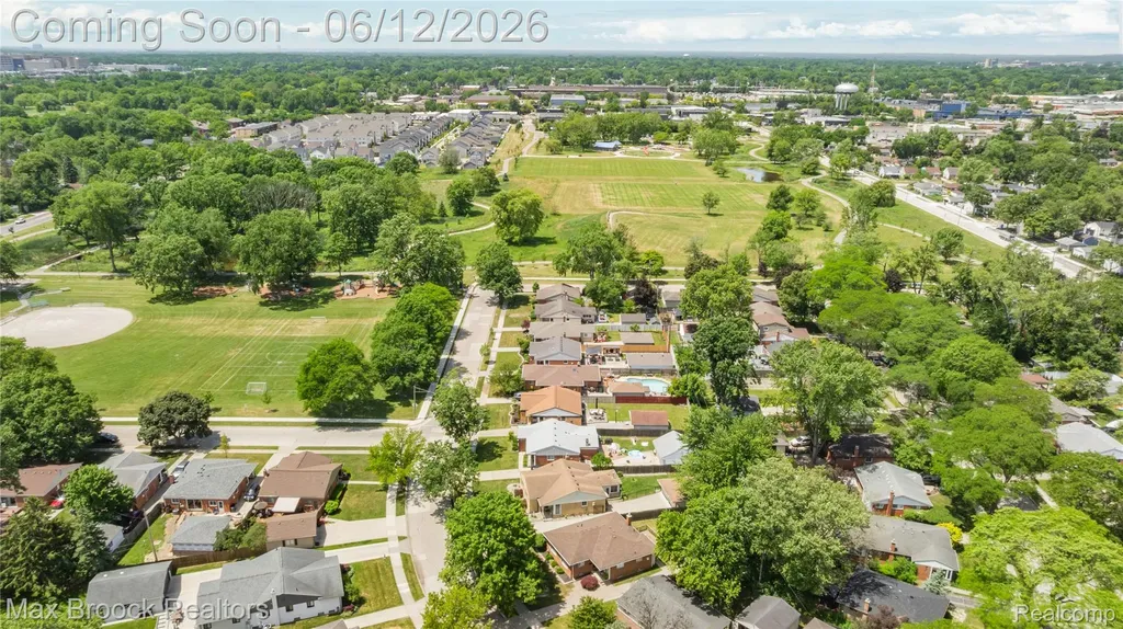 1918 Massoit Road Royal Oak City MI 48073