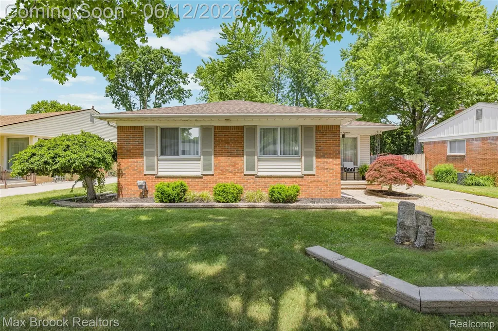 1918 Massoit Road Royal Oak City MI 48073