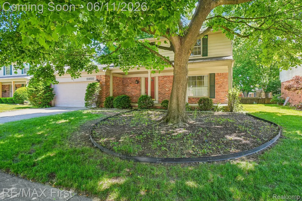 5950 Diamond Drive Troy City MI 48085