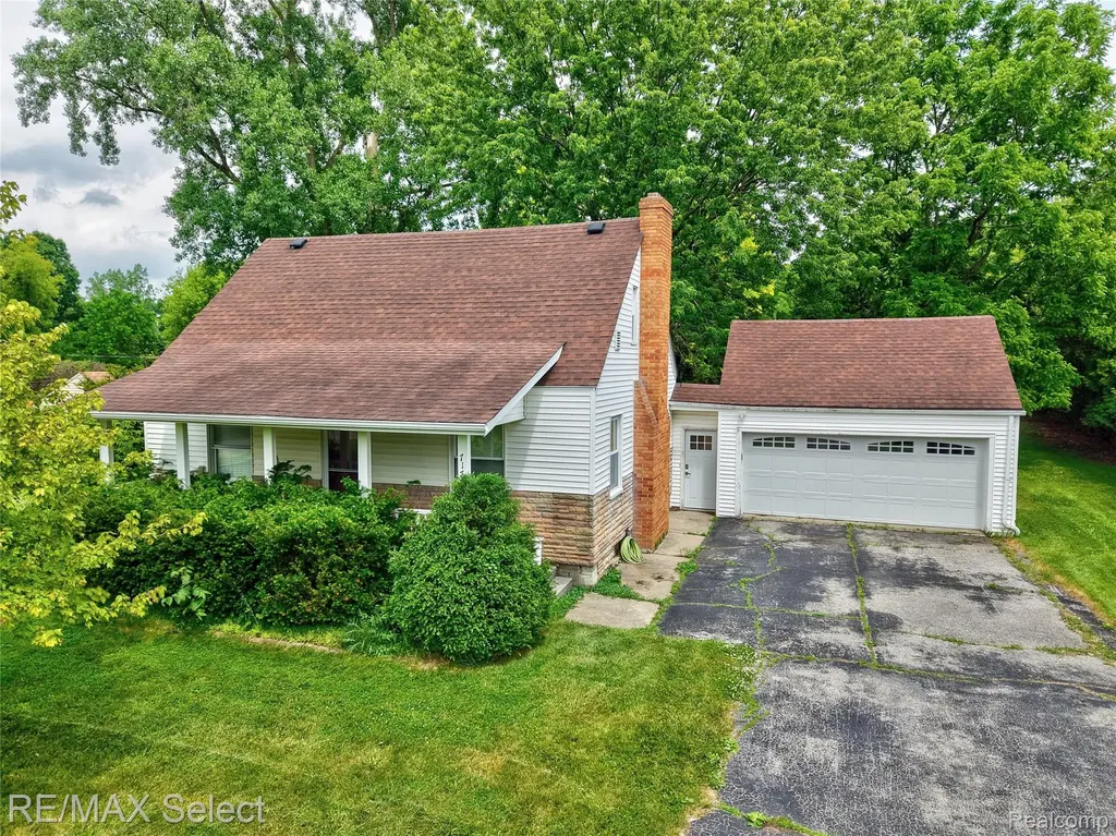 7173 Porter Road Grand Blanc Charter Township MI 48439