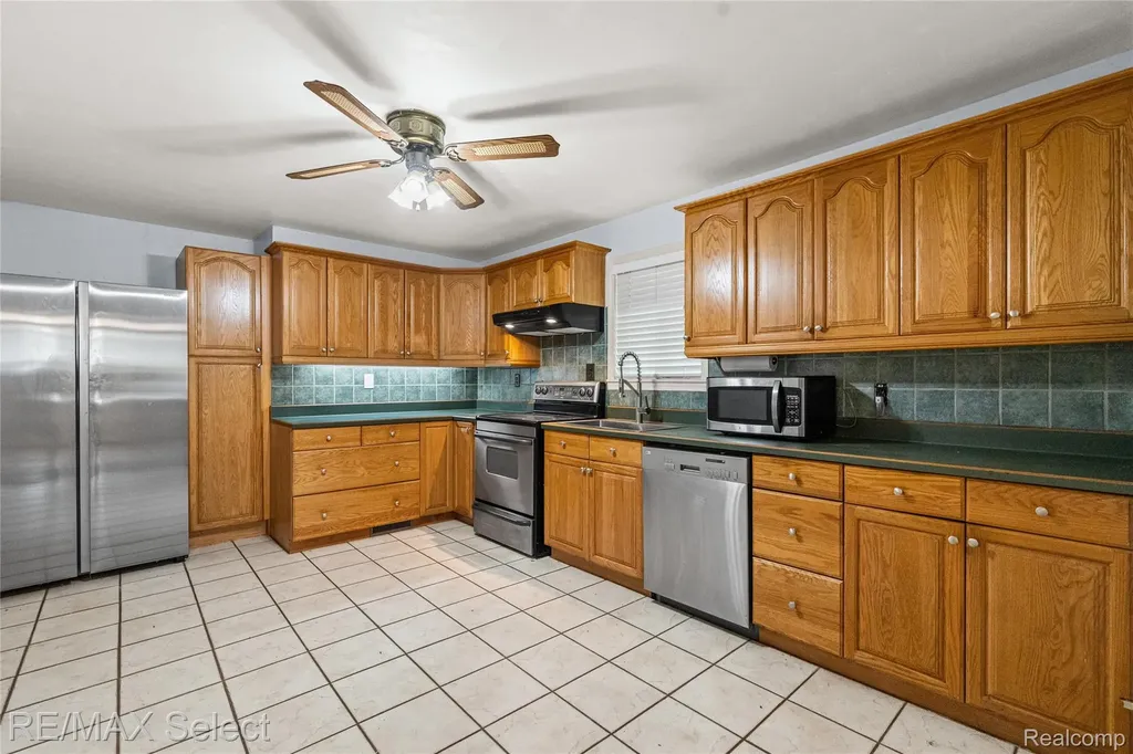 7173 Porter Road Grand Blanc Charter Township MI 48439