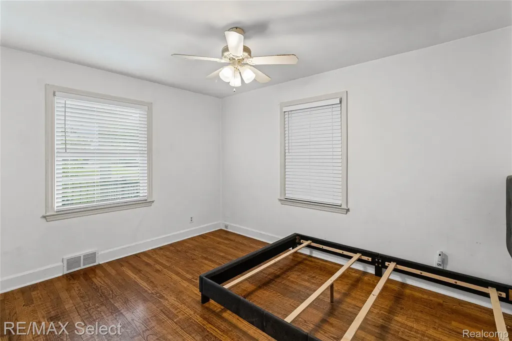 7173 Porter Road Grand Blanc Charter Township MI 48439