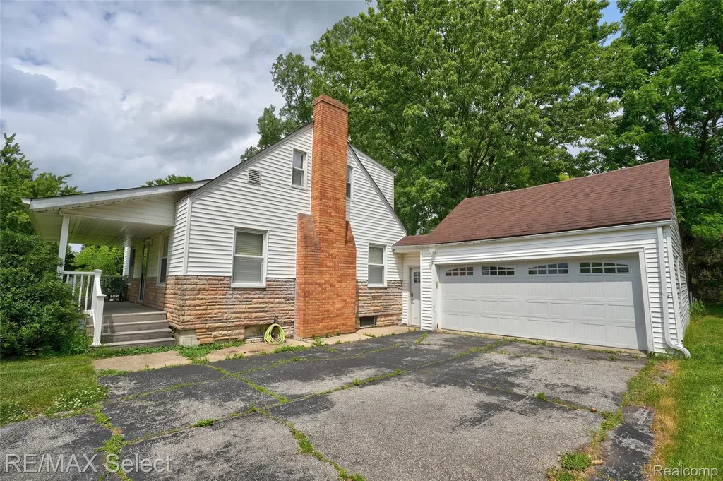 7173 Porter Road Grand Blanc Charter Township MI 48439