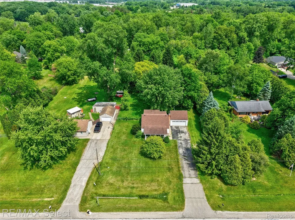 7173 Porter Road Grand Blanc Charter Township MI 48439