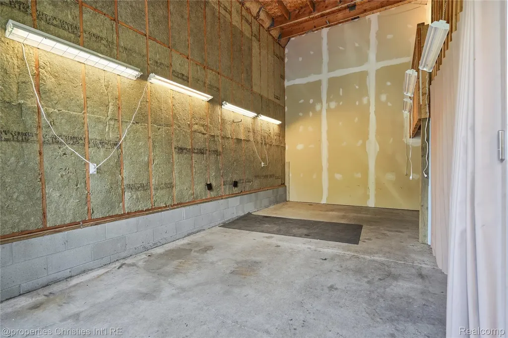 4462 Lily Drive Oceola Township MI 48843