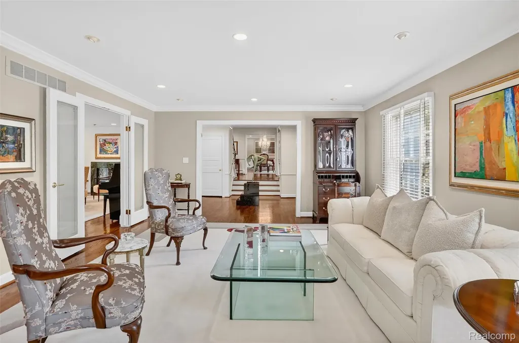 27220 Willowgreen Court Franklin Village MI 48025