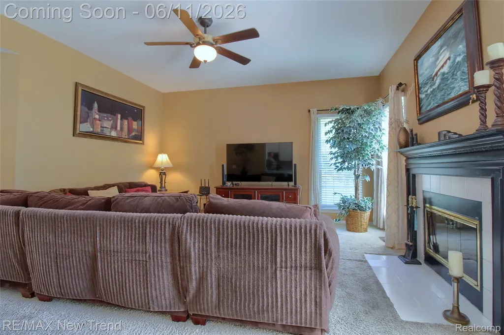 1063 Stable Lane South Lyon City MI 48178