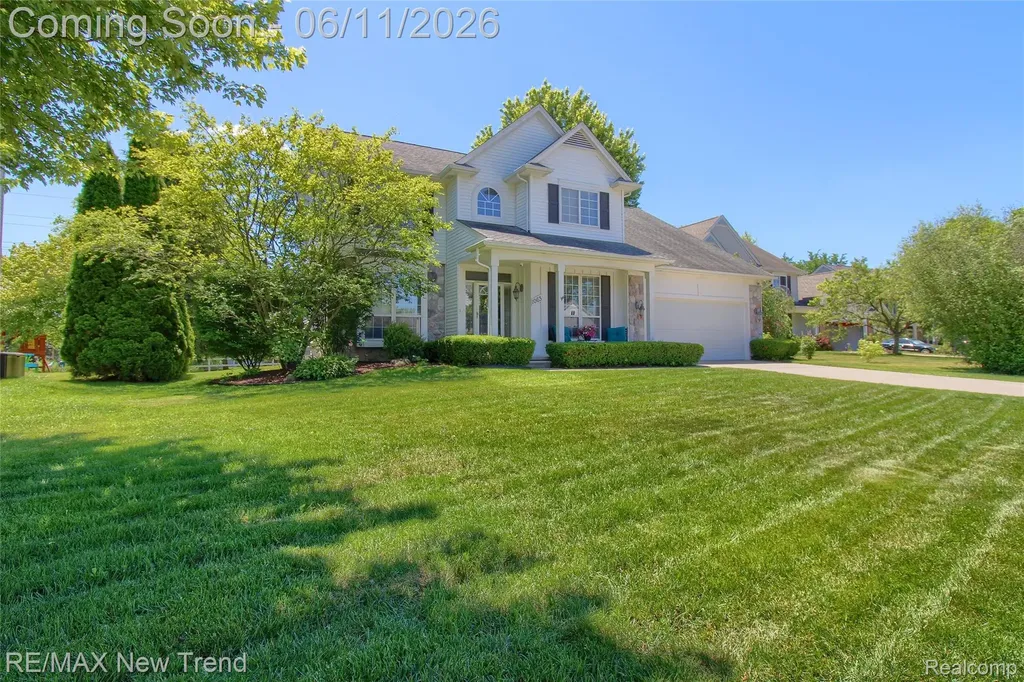 1063 Stable Lane South Lyon City MI 48178