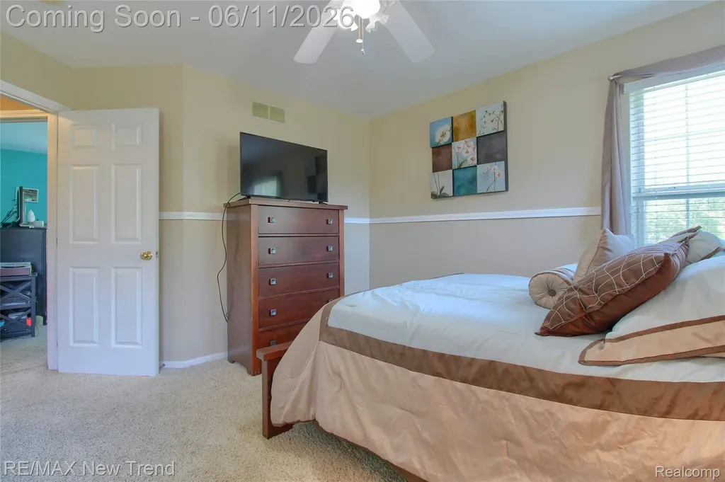 1063 Stable Lane South Lyon City MI 48178