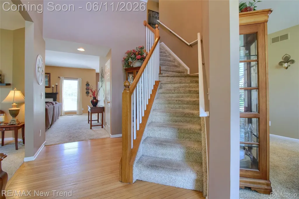 1063 Stable Lane South Lyon City MI 48178