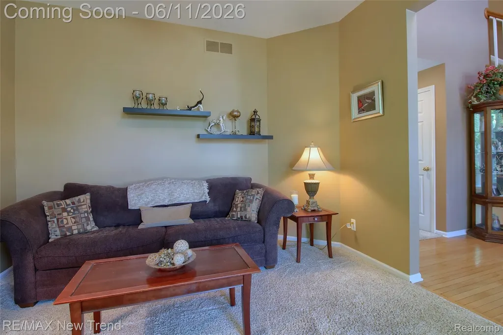 1063 Stable Lane South Lyon City MI 48178