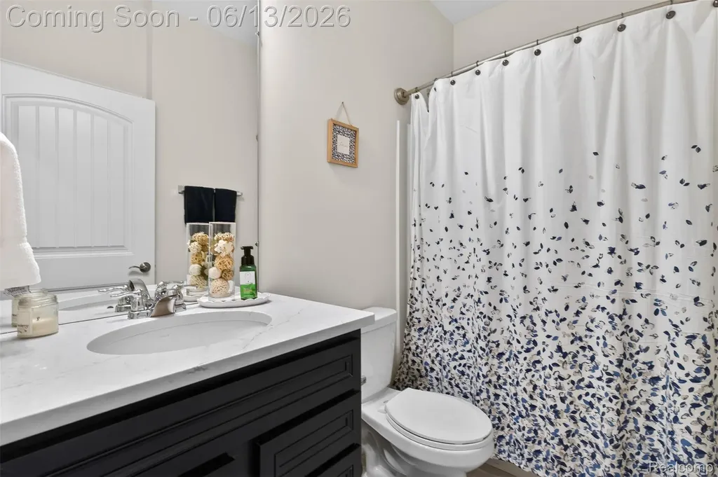 48827 Windfall Road Novi City MI 48374