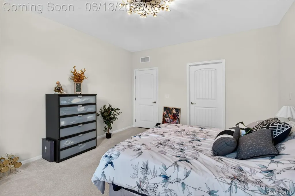 48827 Windfall Road Novi City MI 48374
