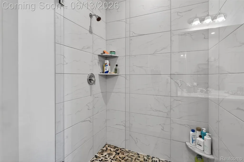 48827 Windfall Road Novi City MI 48374