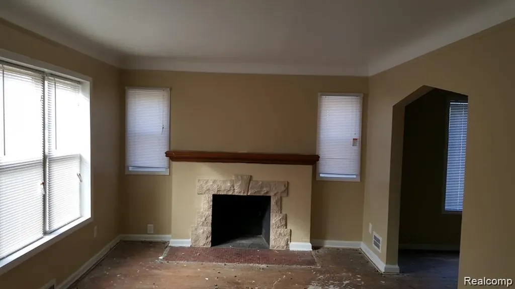 14876 Strathmoor Street Detroit City MI 48227
