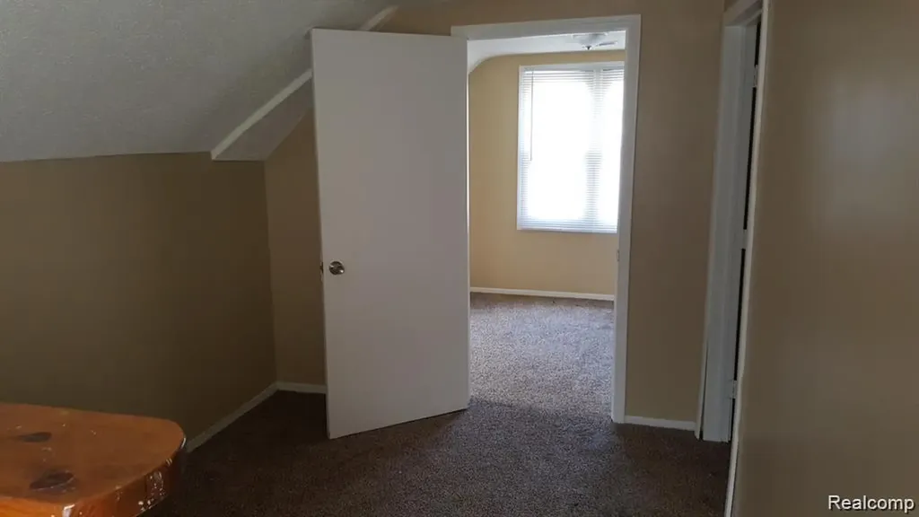 14876 Strathmoor Street Detroit City MI 48227