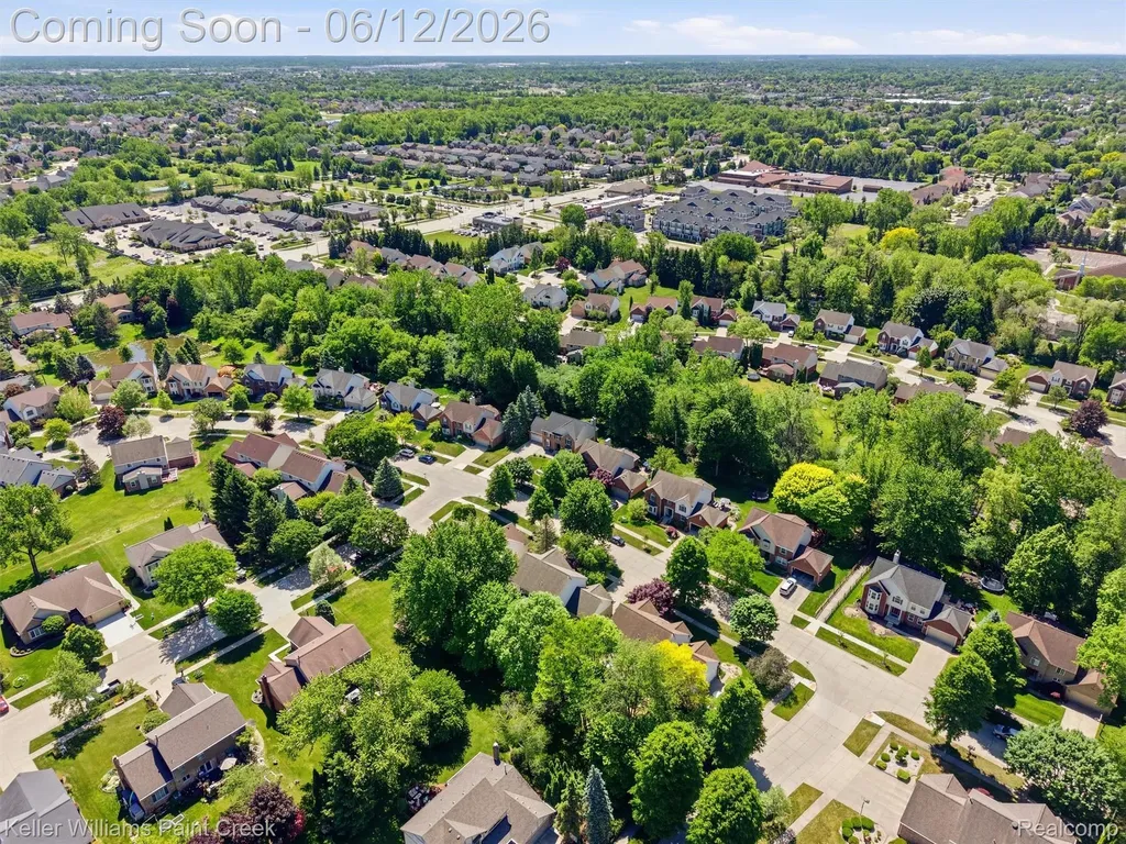 2842 Manorwood Drive Troy City MI 48085