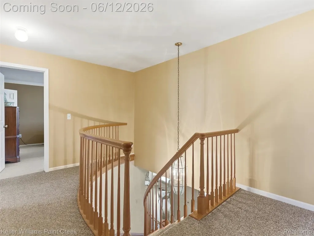 2842 Manorwood Drive Troy City MI 48085