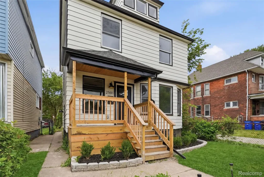 2501 Seyburn Street Detroit City MI 48214