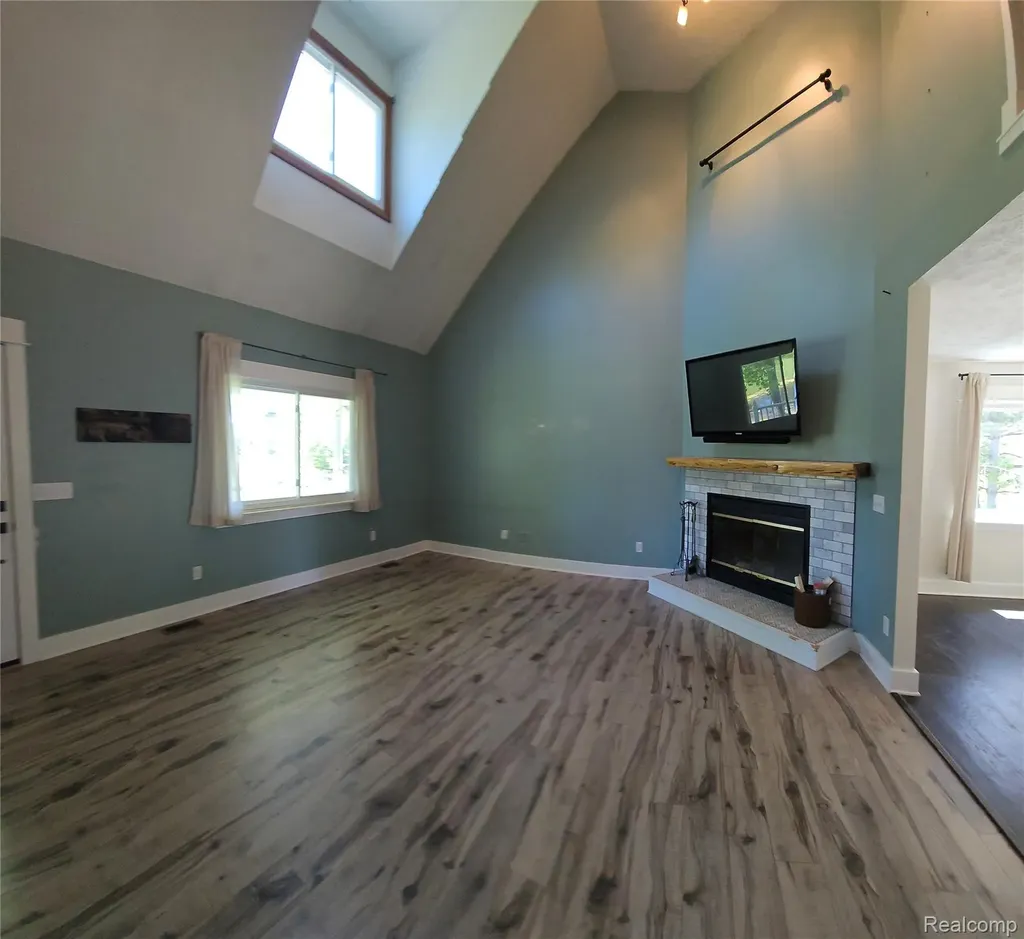 6790 Hinchey Road Putnam Township MI 48169