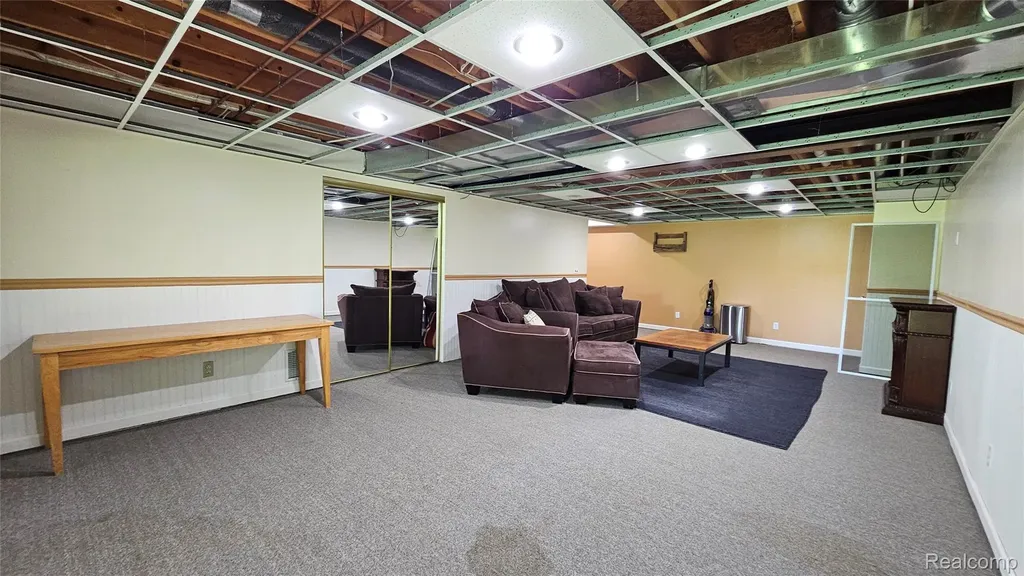 6790 Hinchey Road Putnam Township MI 48169