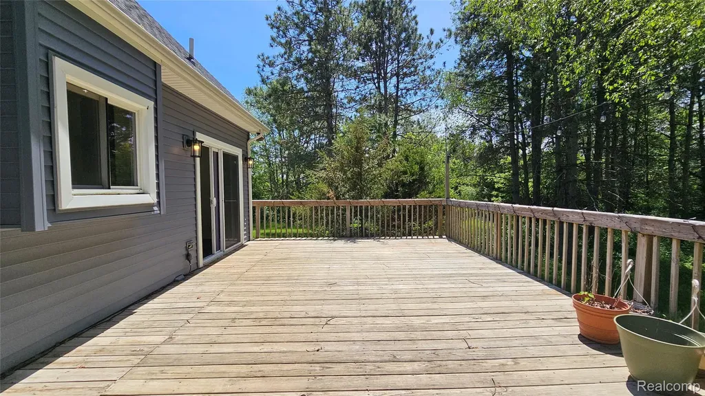 6790 Hinchey Road Putnam Township MI 48169