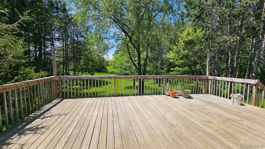 6790 Hinchey Road Putnam Township MI 48169