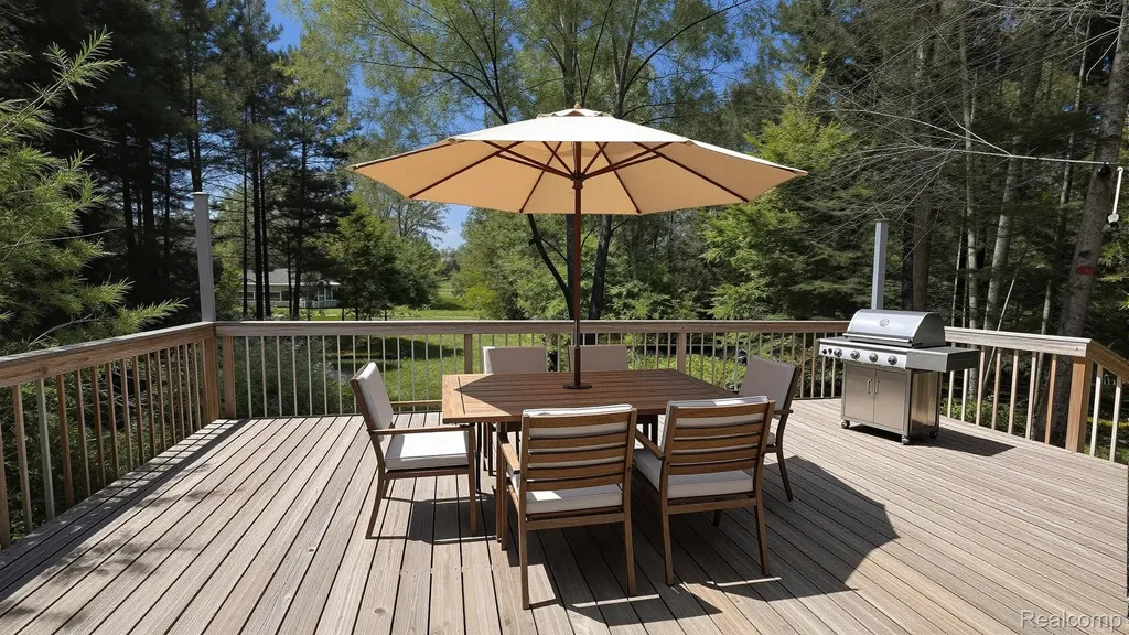 6790 Hinchey Road Putnam Township MI 48169