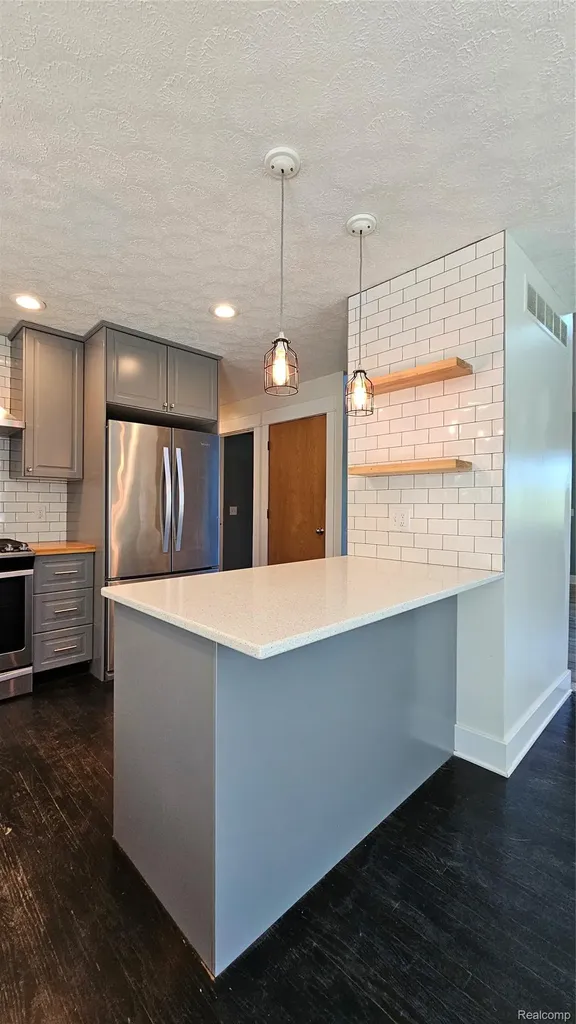 6790 Hinchey Road Putnam Township MI 48169