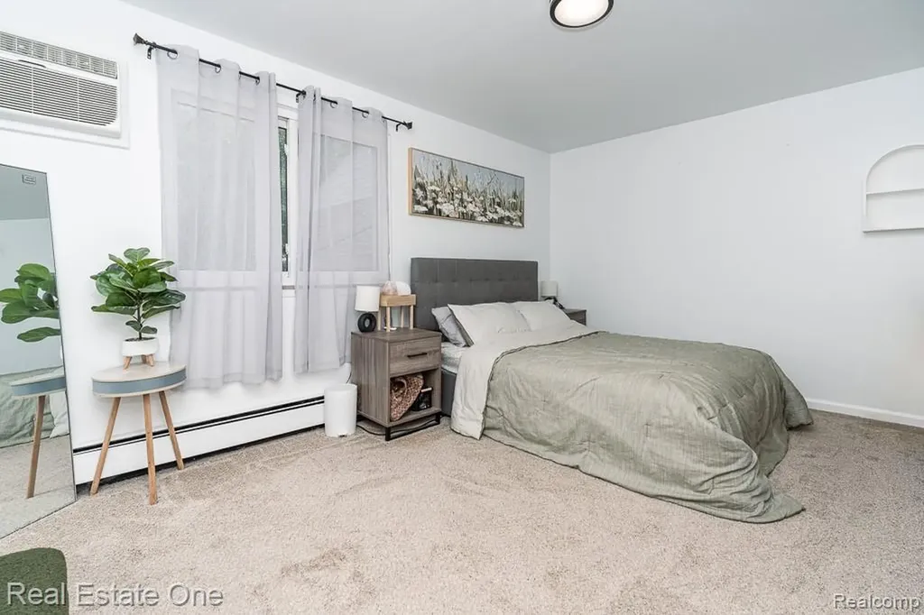 1121 Tienken Court Rochester Hills City MI 48306