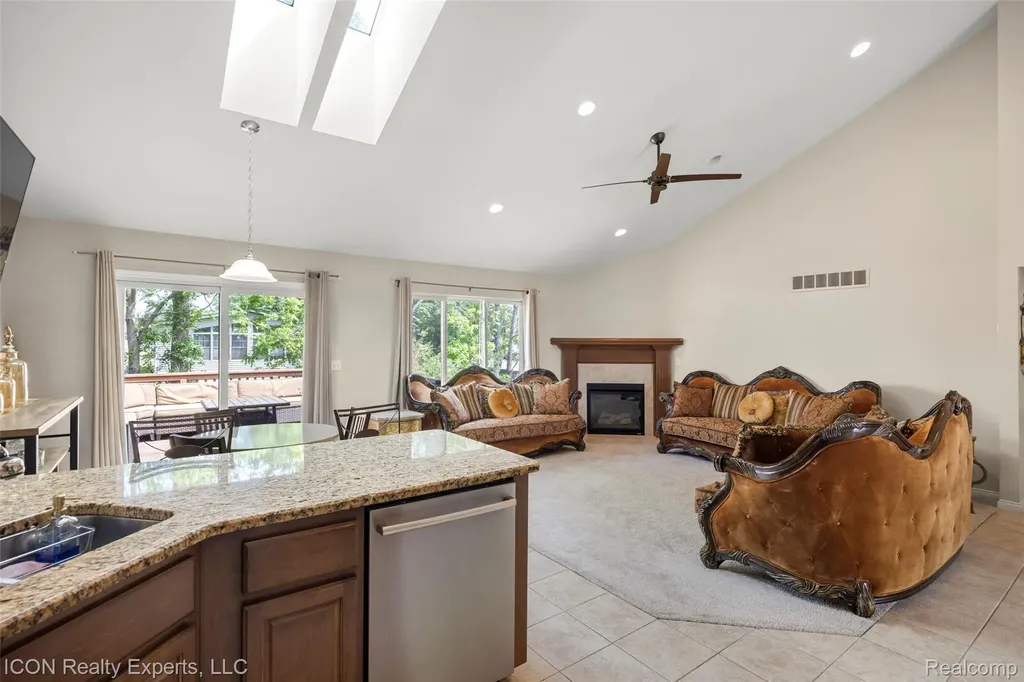 14789 N Park Drive Shelby Charter Township MI 48315