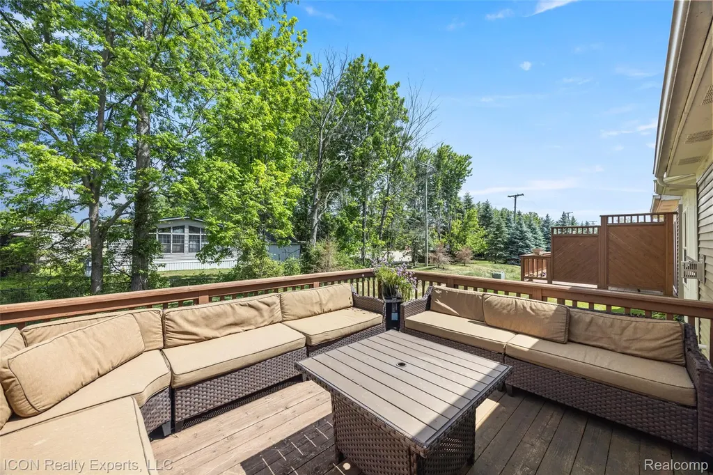 14789 N Park Drive Shelby Charter Township MI 48315