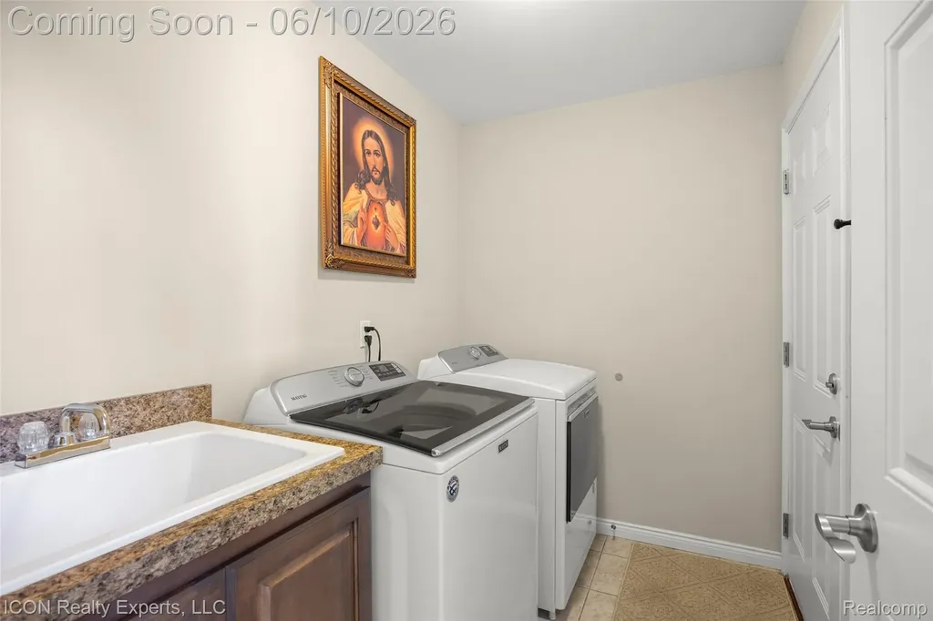 14789 N Park Drive Shelby Charter Township MI 48315