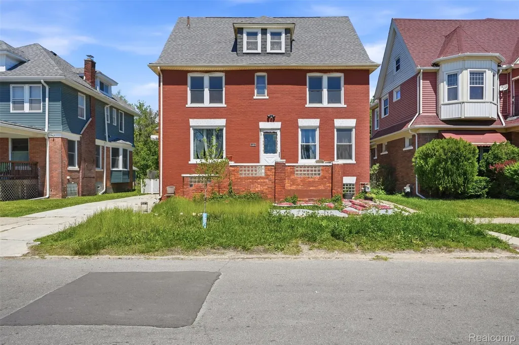 137 Trowbridge Street Detroit City MI 48202