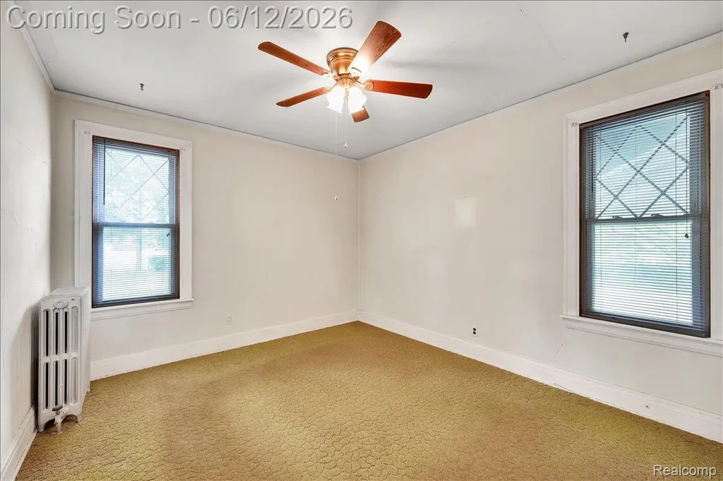 17321 E 11 Mile Road Roseville City MI 48066