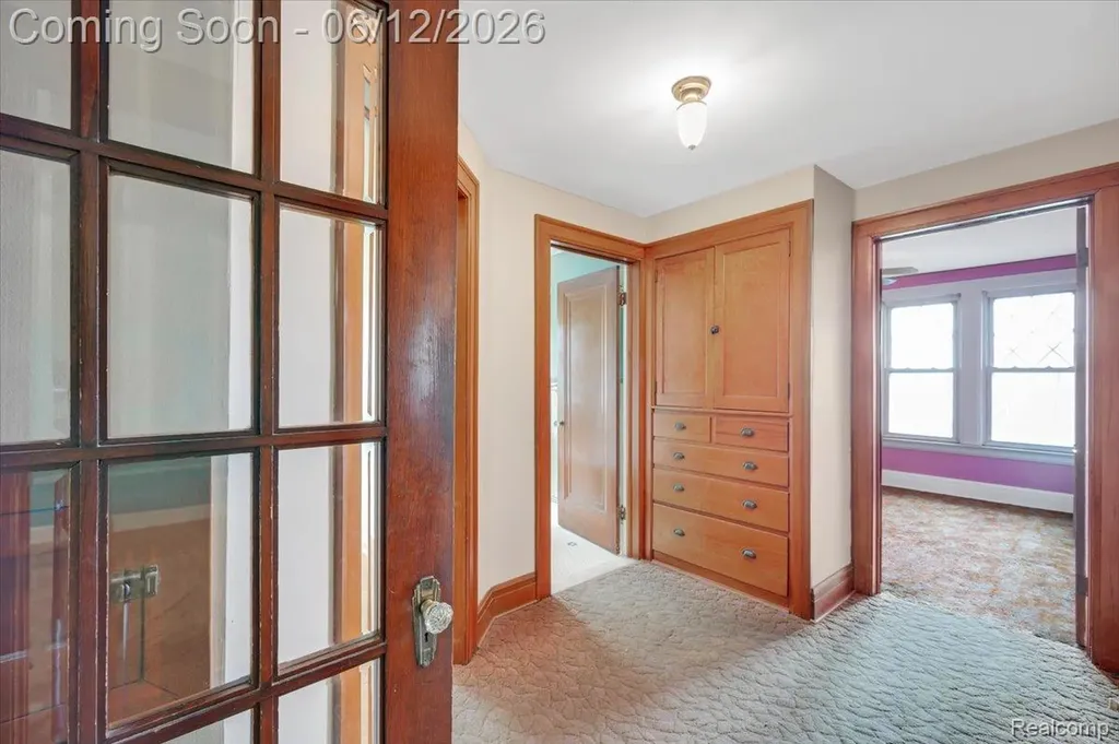 17321 E 11 Mile Road Roseville City MI 48066