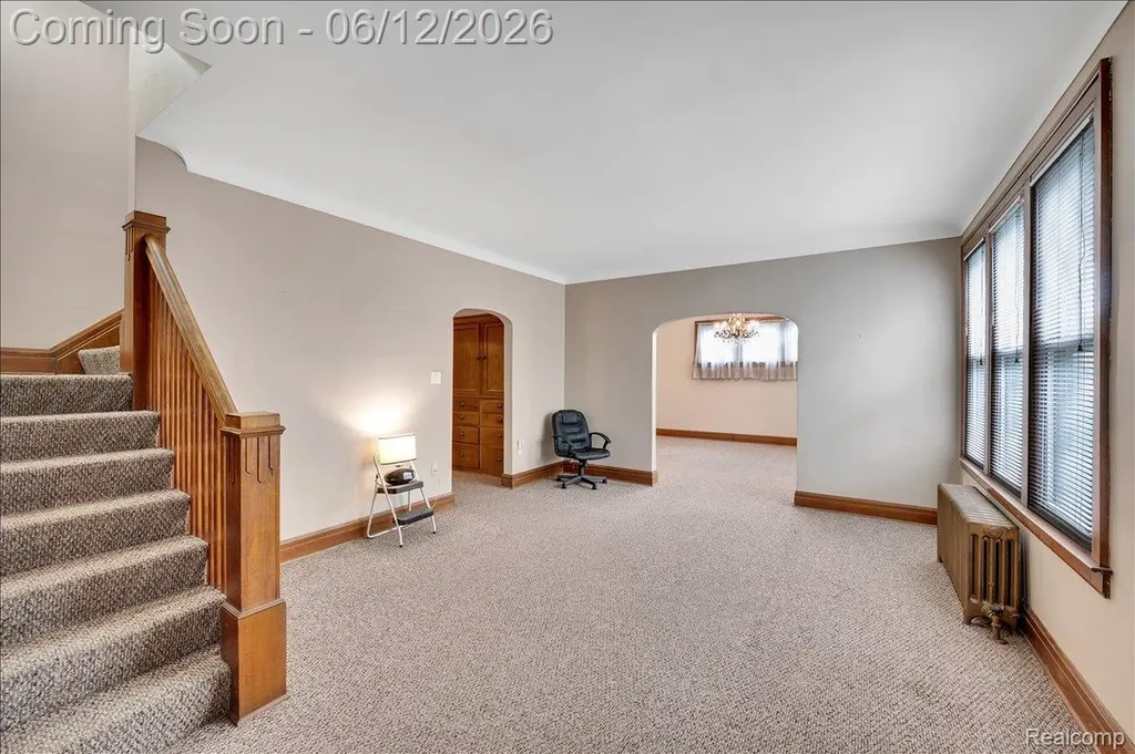 17321 E 11 Mile Road Roseville City MI 48066